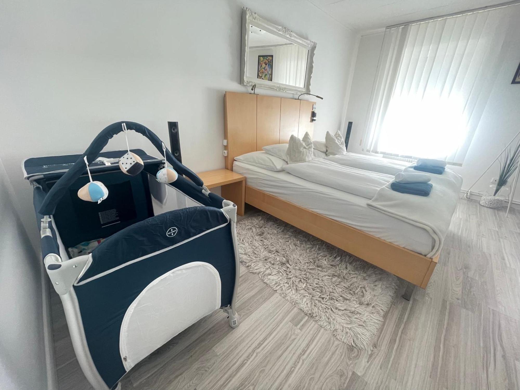 Alpesi Apartman Downtown Sopron Exterior foto